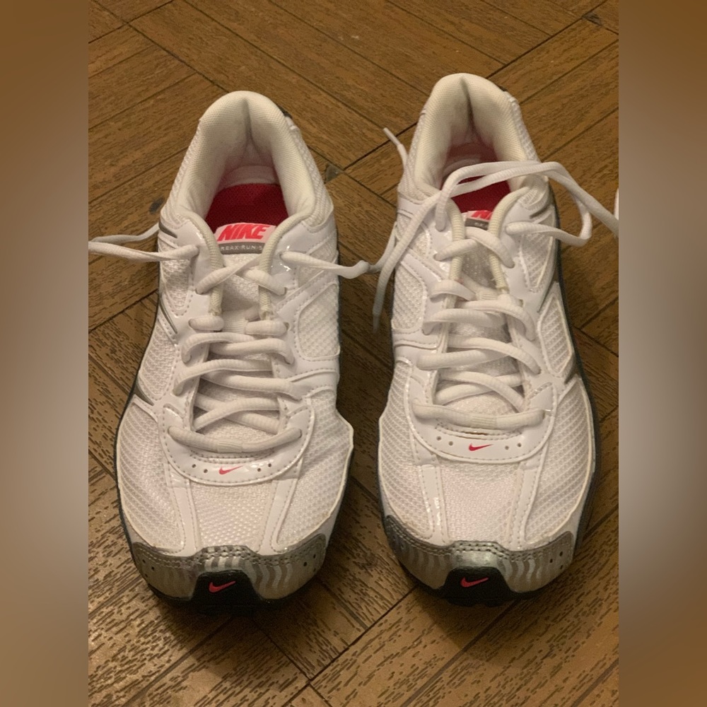 Nike Reax Run 5 Gym Shoes